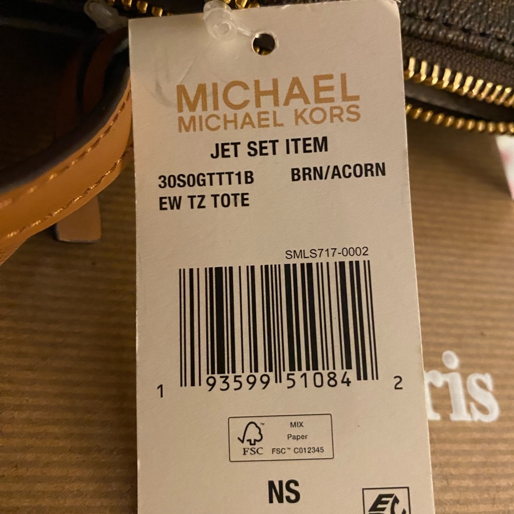 Michael Kors Jet Set Tote